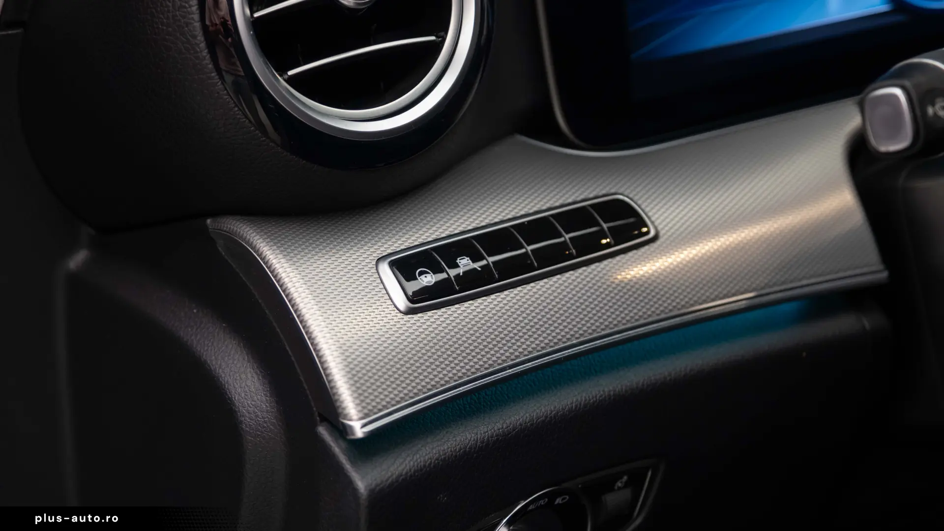 Mercedes-Benz E 350  Burm   Multibeam  Night