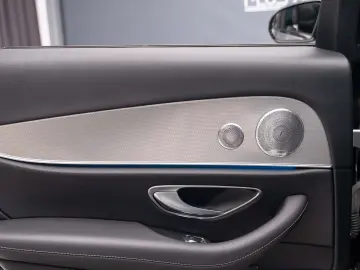 Mercedes-Benz E 350  Burm   Multibeam  Night