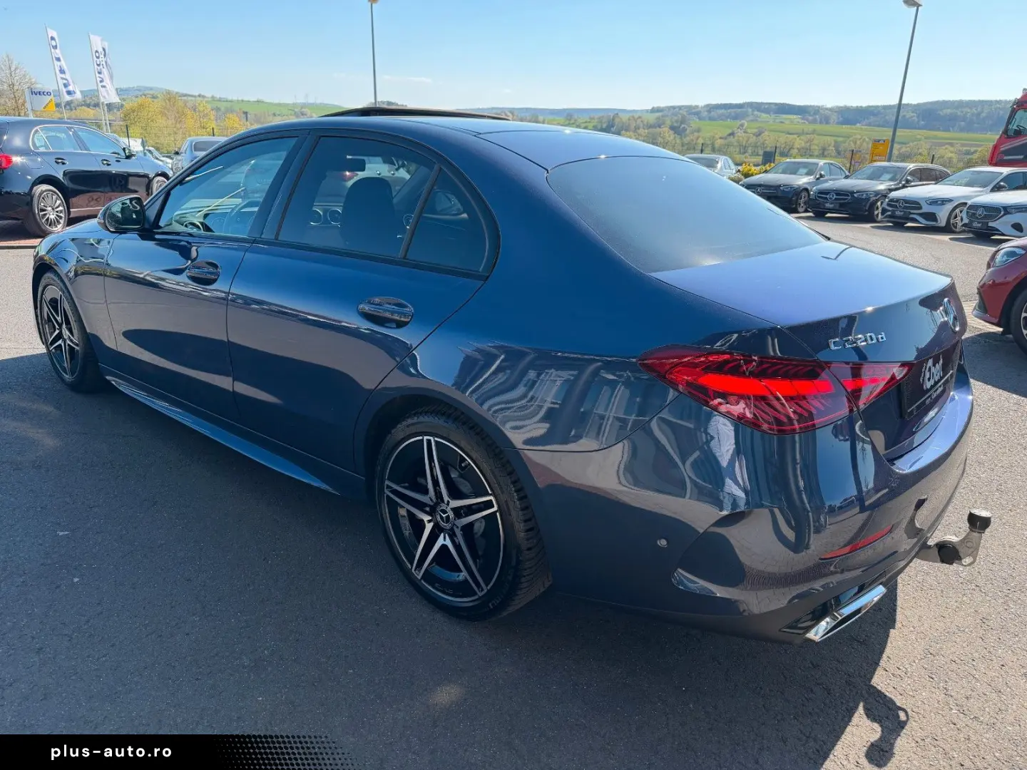MERCEDES-BENZ C 220d AMG AHK ESD Night TotW RKamera