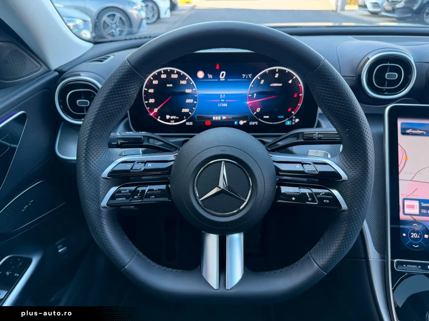 MERCEDES-BENZ C 220d AMG AHK ESD Night TotW RKamera