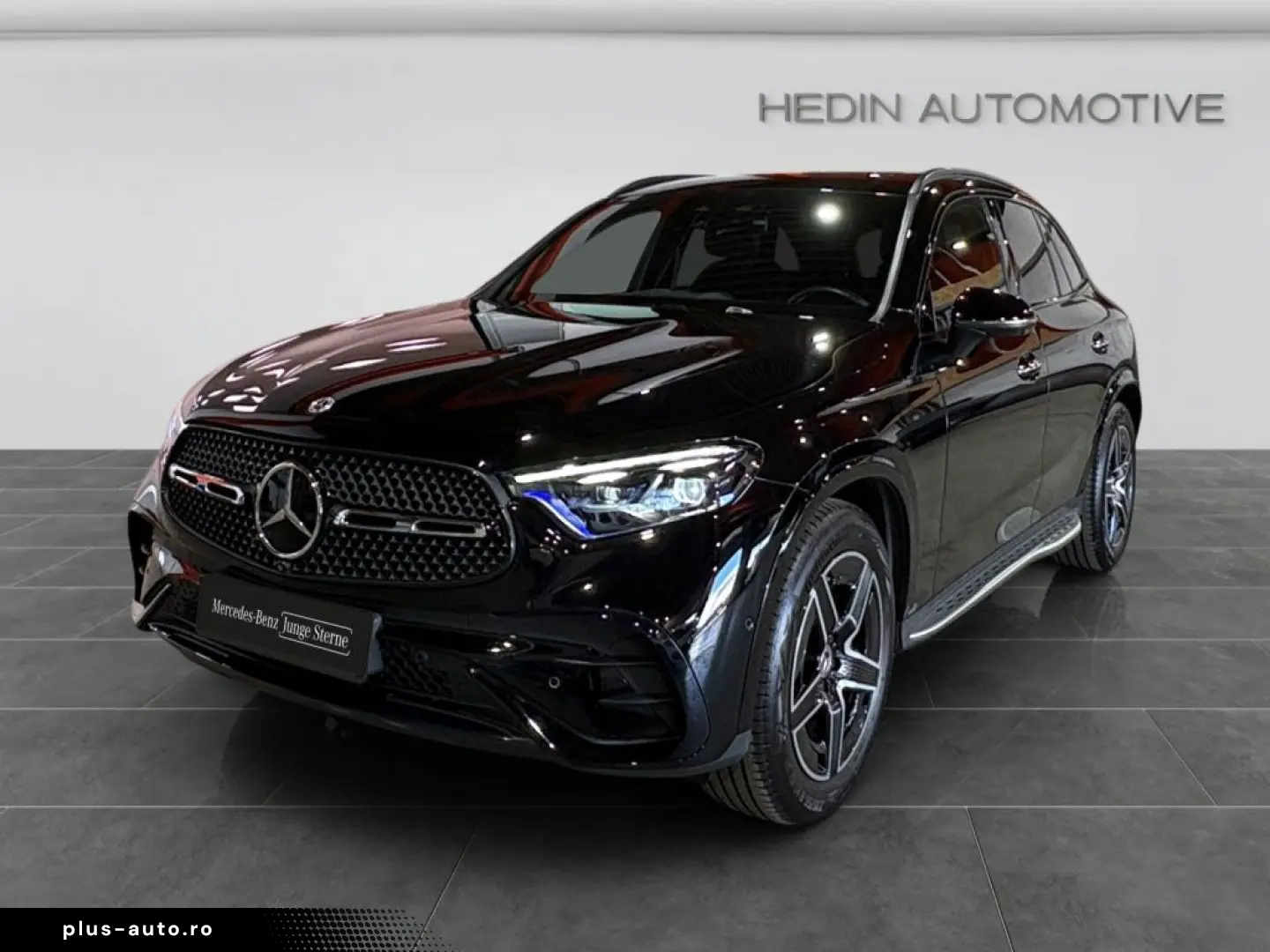 MERCEDES-BENZ GLC 300 4M AMG NIGHT DISTR MEMO KEYL 360  AHK