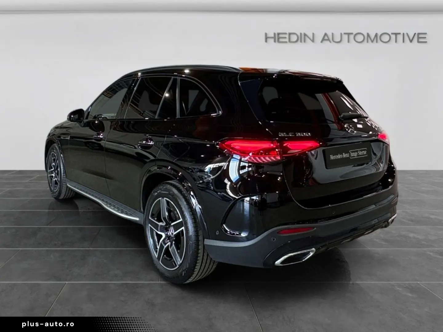 MERCEDES-BENZ GLC 300 4M AMG NIGHT DISTR MEMO KEYL 360  AHK