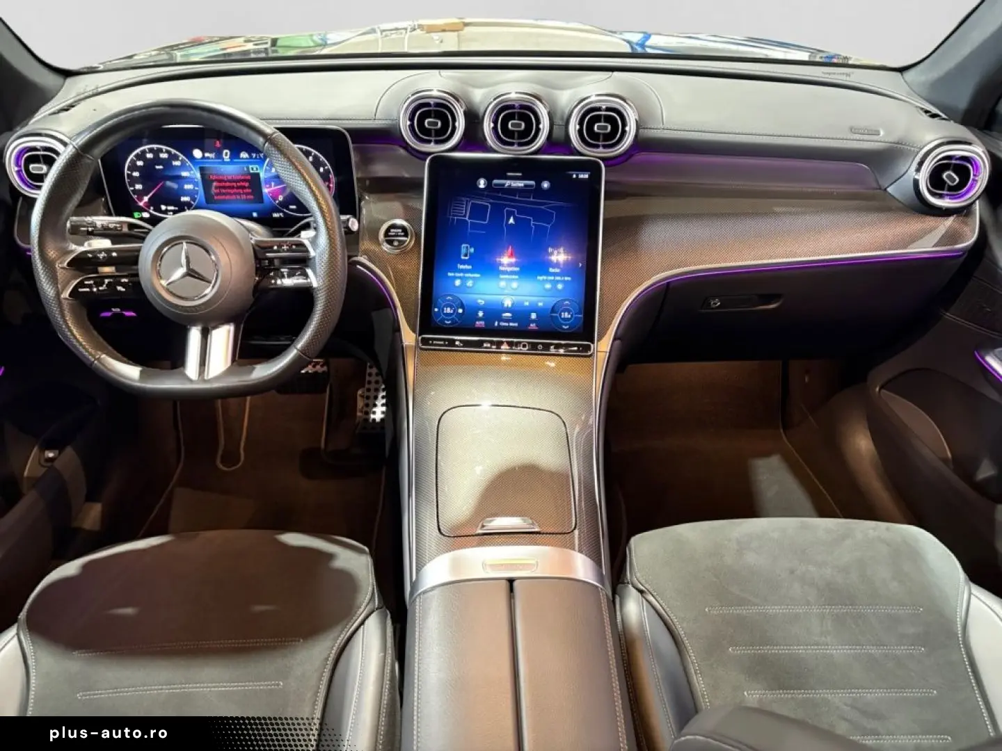 MERCEDES-BENZ GLC 300 4M AMG NIGHT DISTR MEMO KEYL 360  AHK