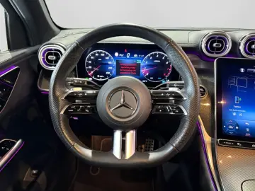 MERCEDES-BENZ GLC 300 4M AMG NIGHT DISTR MEMO KEYL 360  AHK