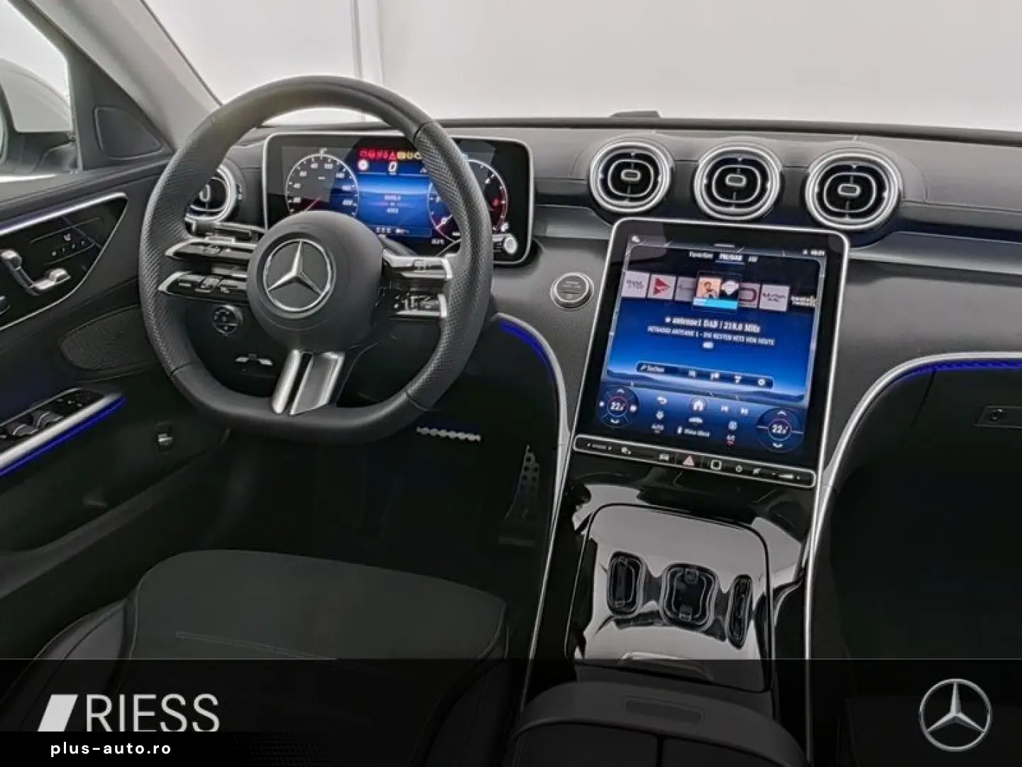 MERCEDES-BENZ C-Class 2025 — imagine 5