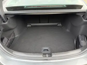 MERCEDES-BENZ C 200 d Avantgarde Pano.-Dach AHK Memory 360