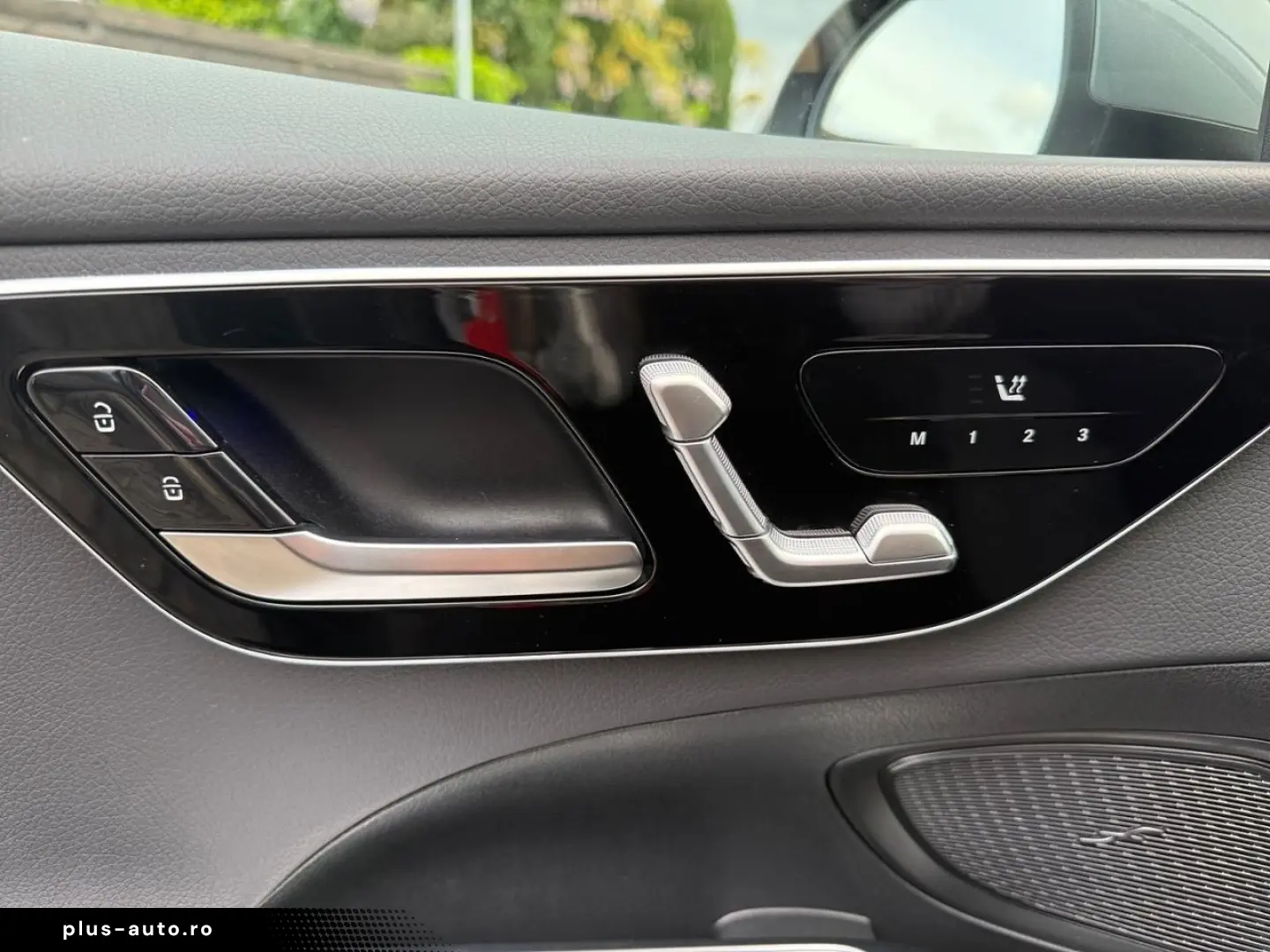 MERCEDES-BENZ C-Class 2025 — imagine 21