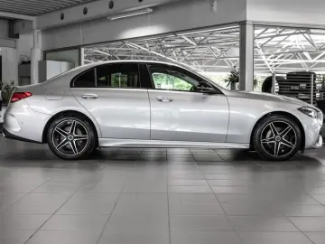 MERCEDES-BENZ C 400 e 4M   AMG NIGHT MEMO 360 AHK DISTR