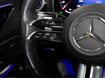 MERCEDES-BENZ C 400 e 4M   AMG NIGHT MEMO 360 AHK DISTR