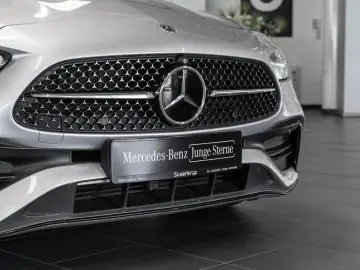 MERCEDES-BENZ C 400 e 4M   AMG NIGHT MEMO 360 AHK DISTR