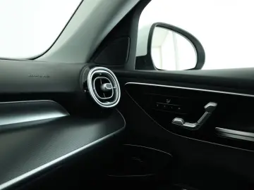 MERCEDES-BENZ C 220 d 4Matic  Digital-Light Pano Memory