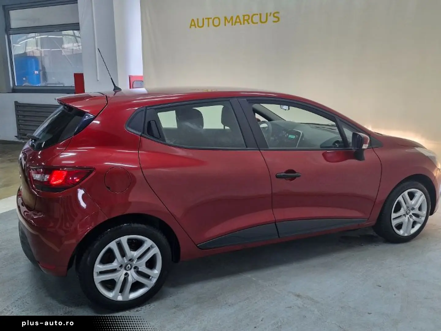 RENAULT CLIO 1.2 16V 75CP Life Evo