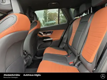 MERCEDES-BENZ GLC 220 d 4M AMG Night Dist AHK Ambi K…