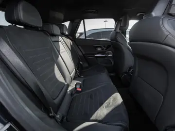 MERCEDES-BENZ GLC 300 d 4M AMG Night 360  AHK MBUX Distro
