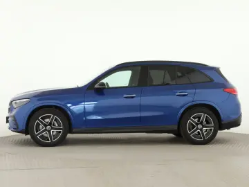 MERCEDES-BENZ GLC 300 d 4M  AMG Premium Digi-Light 3…