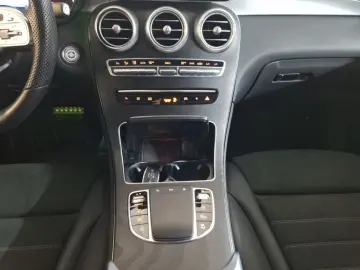 MERCEDES-BENZ GLC 300 4M Coupé AMG Night 360  LED 20…