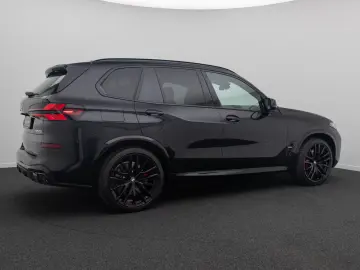 BMW X5 M60i Panorama