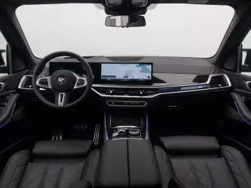 BMW X5 M60i Panorama