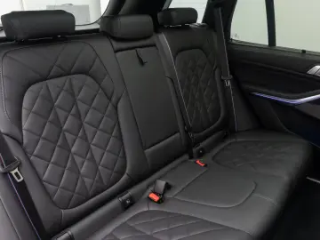 BMW X5 M60i Panorama