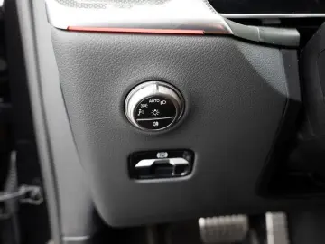 MERCEDES-BENZ GLC 220 d 4MATIC Coupé AMG-Sport Burm …
