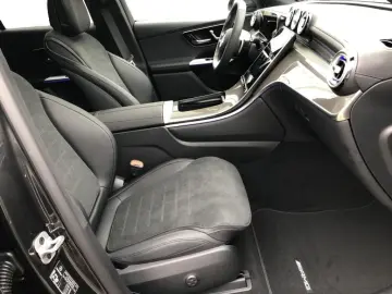 MERCEDES-BENZ GLC 220 d 4MATIC Coupe AMG ILS MBUX Burm Night