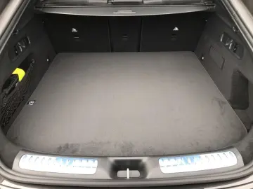 MERCEDES-BENZ GLC 220 d 4MATIC Coupe AMG ILS MBUX Burm Night