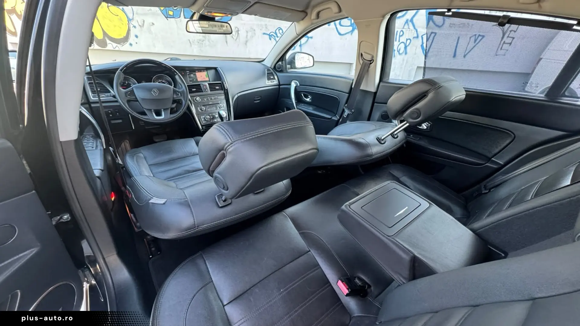 Renault Latitude 2.0 dCi Initiale – 175 CP – Automată – 2014