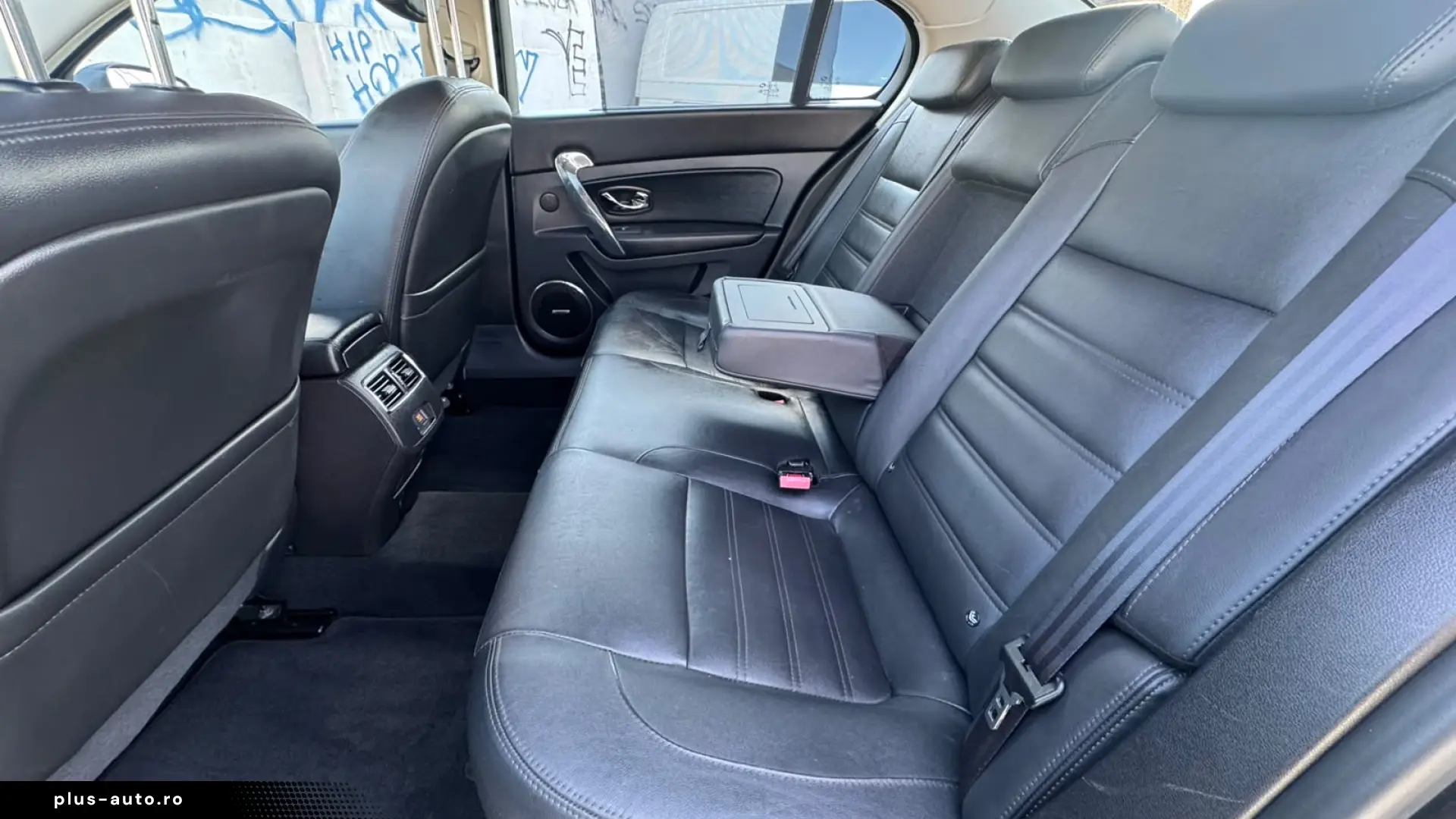 Renault Latitude 2.0 dCi Initiale – 175 CP – Automată – 2014