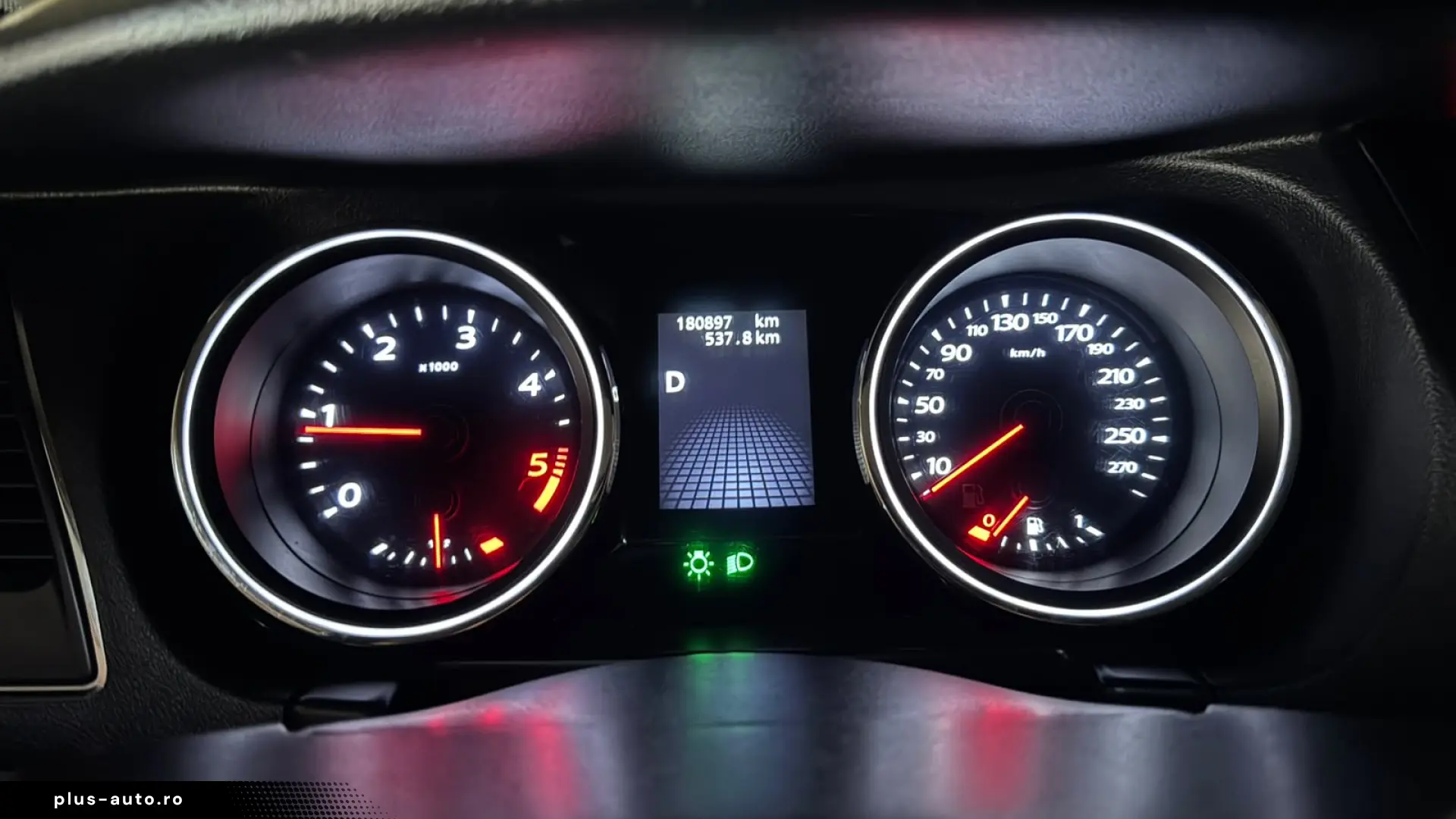 Renault Latitude 2.0 dCi Initiale – 175 CP – Automată – 2014
