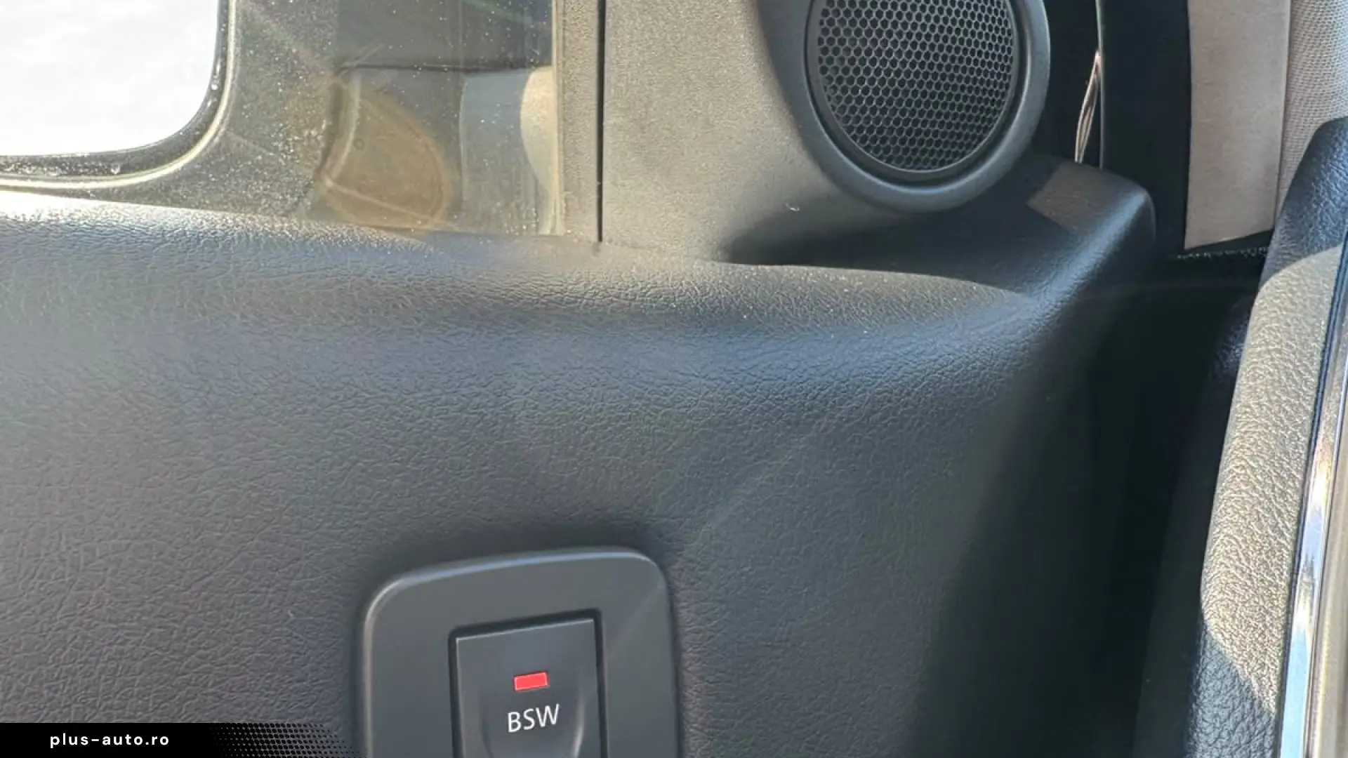Renault Latitude 2.0 dCi Initiale – 175 CP – Automată – 2014