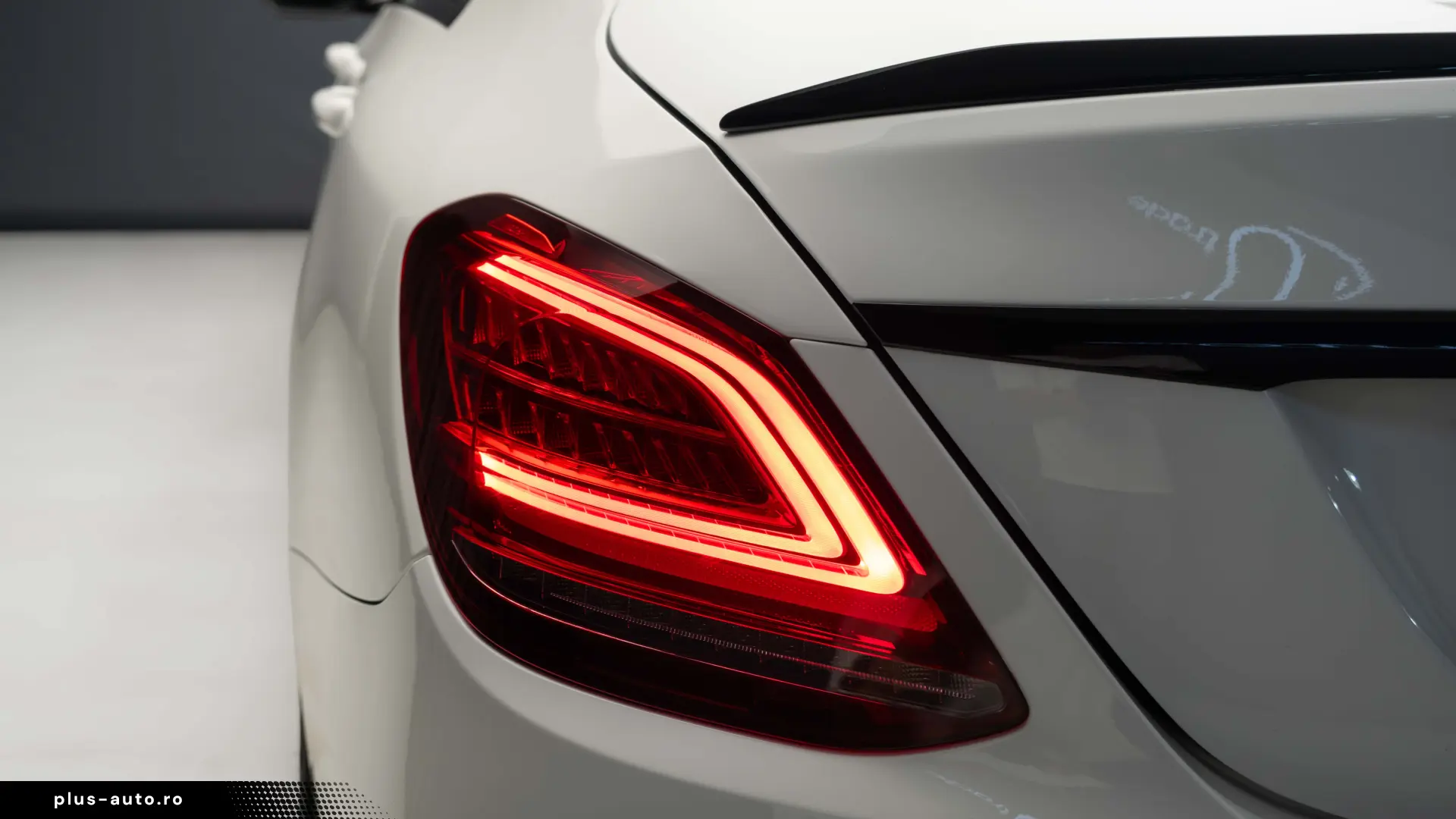Mercedes-Benz C 220 Burm Multibeam Pano  Virtual 360