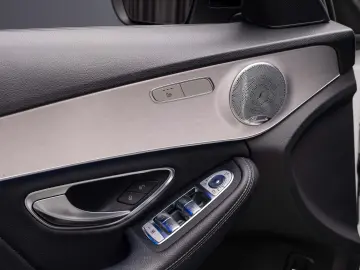 Mercedes-Benz C 220 Burm Multibeam Pano  Virtual 360
