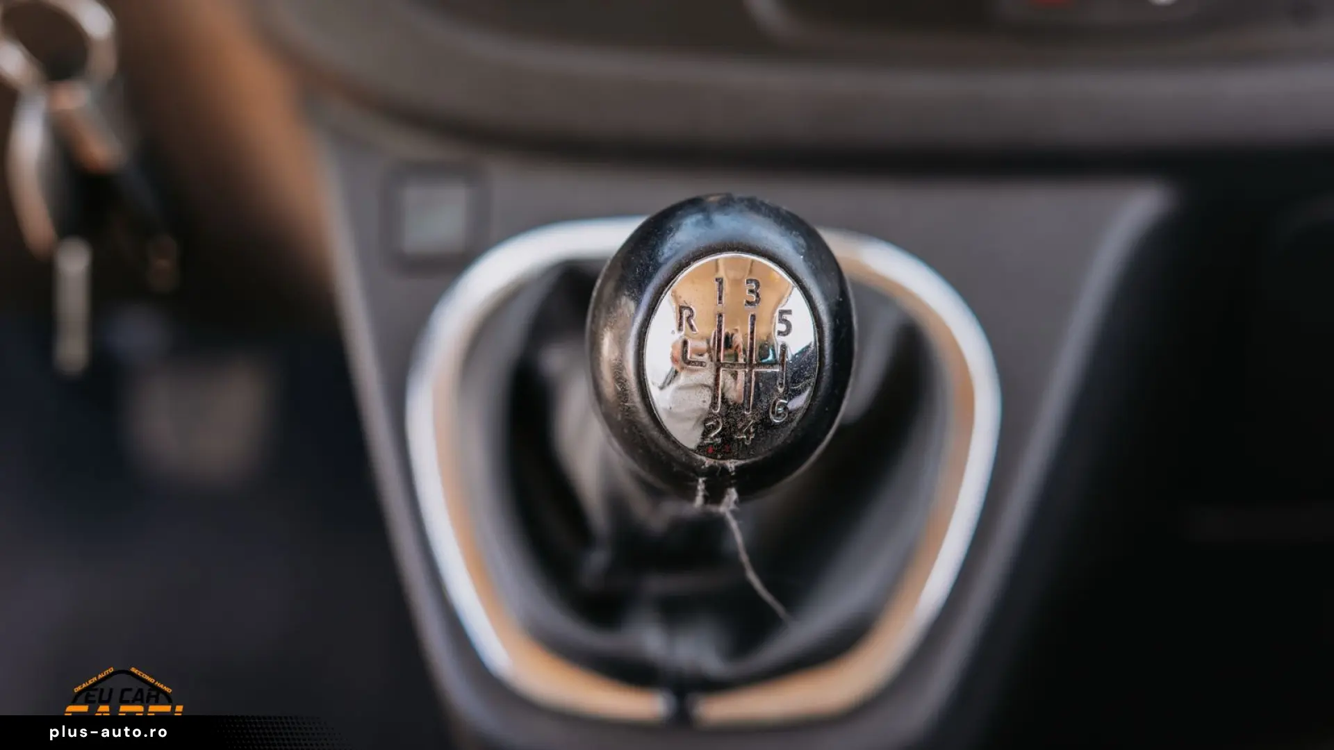OPEL VIVARO 1 6 DIESEL  8 1 LOCURI