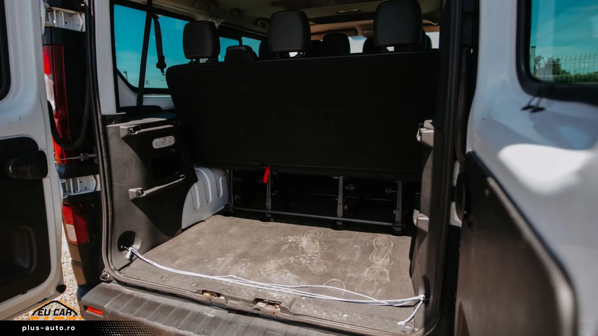 OPEL VIVARO 1 6 DIESEL  8 1 LOCURI