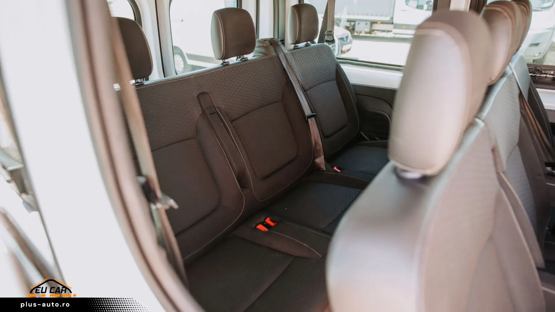 OPEL VIVARO 1 6 DIESEL  8 1 LOCURI