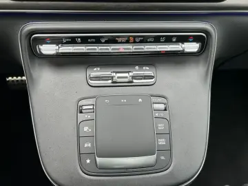 MERCEDES-BENZ V 300 d 4MATIC AVANTGARDE