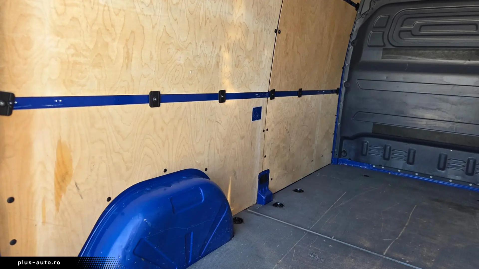 MERCEDES BENZ NEW SPRINTER L3H2