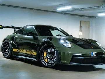 Porsche 911 GT3RS Weissach