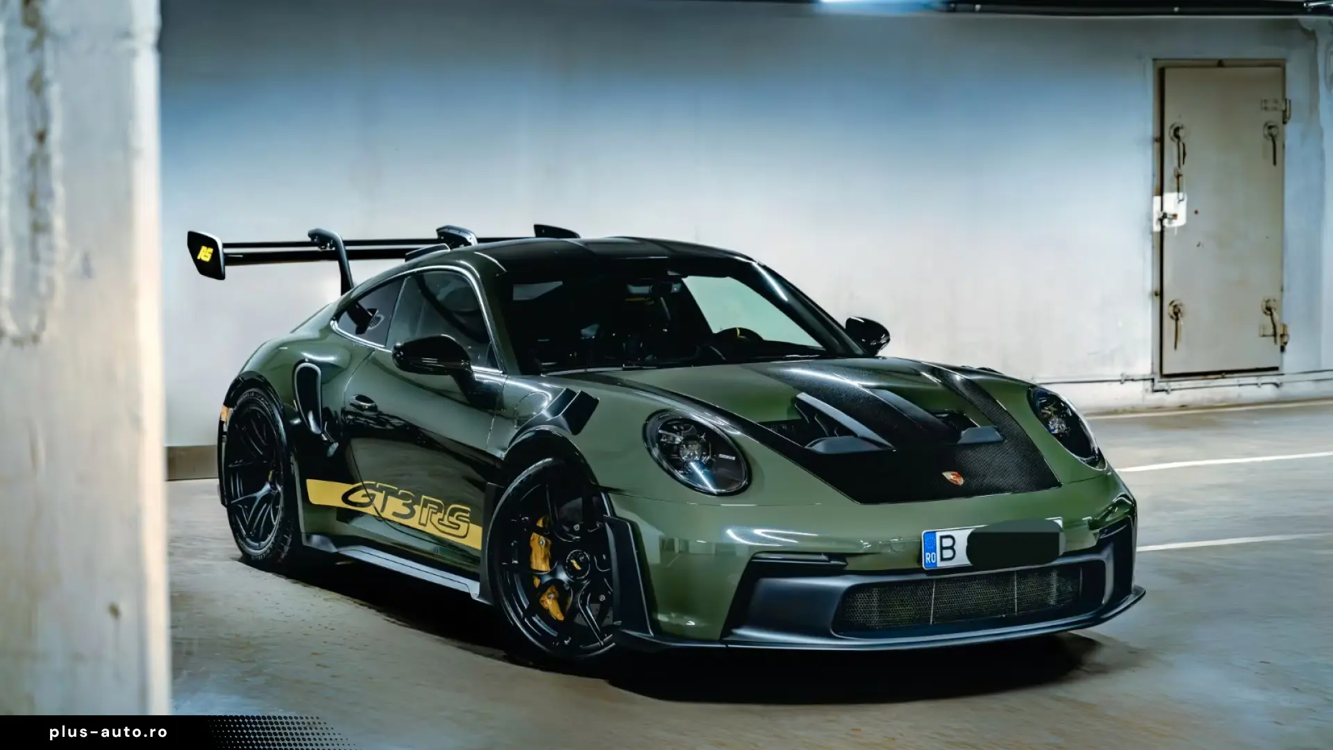 Porsche 911 GT3RS Weissach