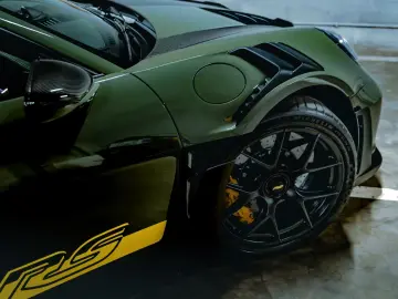 Porsche 911 GT3RS Weissach