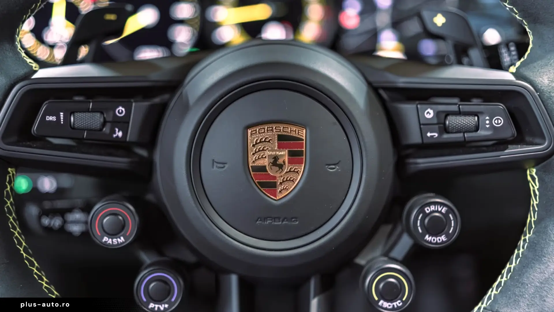 Porsche 911 GT3RS Weissach
