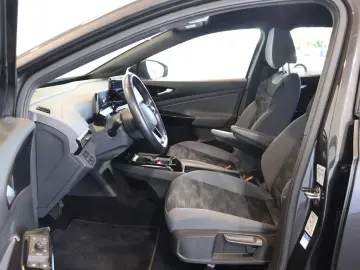 VW ID.4 Pro Perf. WÄRMEP HUD PANO AHK SERVO DEFEKT