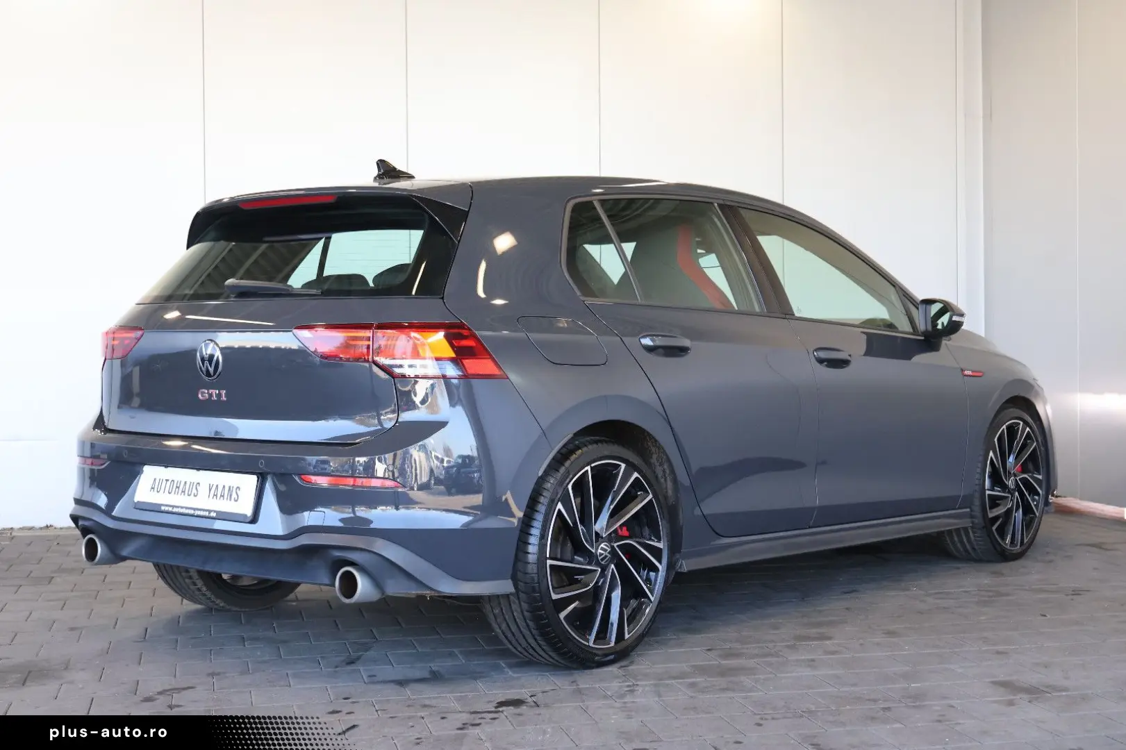 VW Golf VIII GTI 2.0 TSI AID ACC LED AMBIENT 19