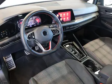 VW Golf VIII GTI 2.0 TSI AID ACC LED AMBIENT 19