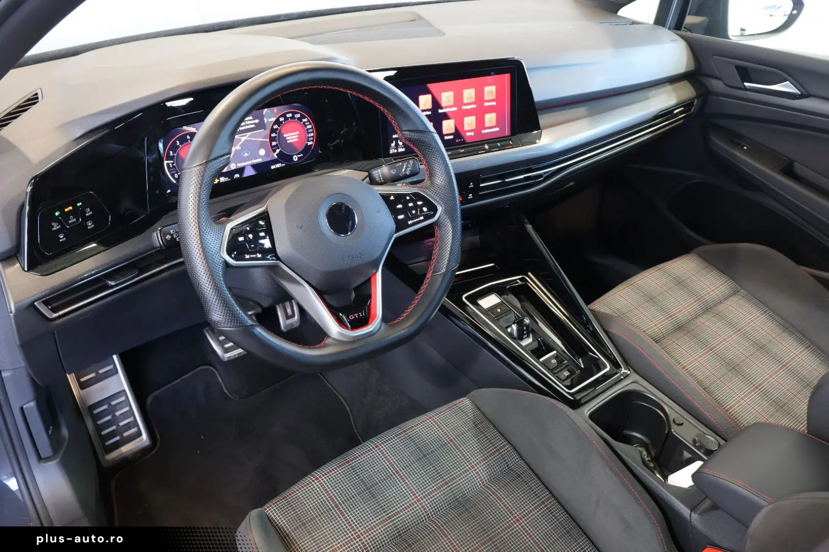 VW Golf VIII GTI 2.0 TSI AID ACC LED AMBIENT 19