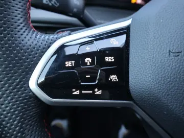 VW Golf VIII GTI 2.0 TSI AID ACC LED AMBIENT 19