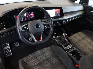 VW Golf VIII GTI 2.0 TSI AID ACC KAM LED 19  AHK
