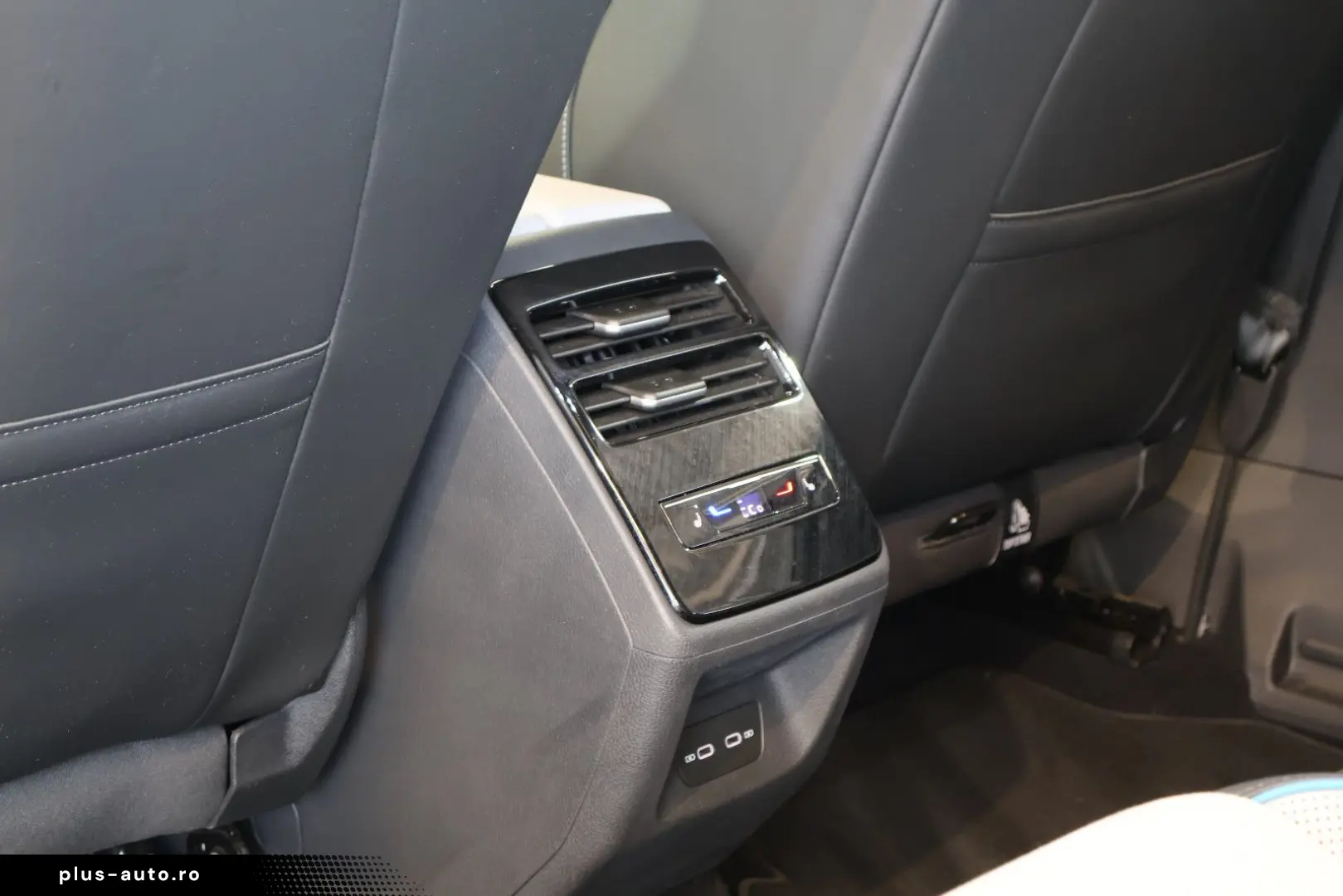 VW ID.7 Pro H K HUD MATRIX 360  SITZKLIMA PANO