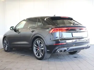 AUDI SQ8 4.0 TFSI qu.B&O NACHT LUFT HUD SOFT PANO AHK