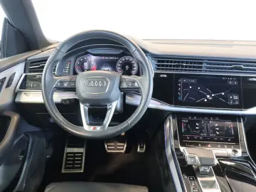 AUDI SQ8 4.0 TFSI qu.B&O NACHT LUFT HUD SOFT PANO AHK